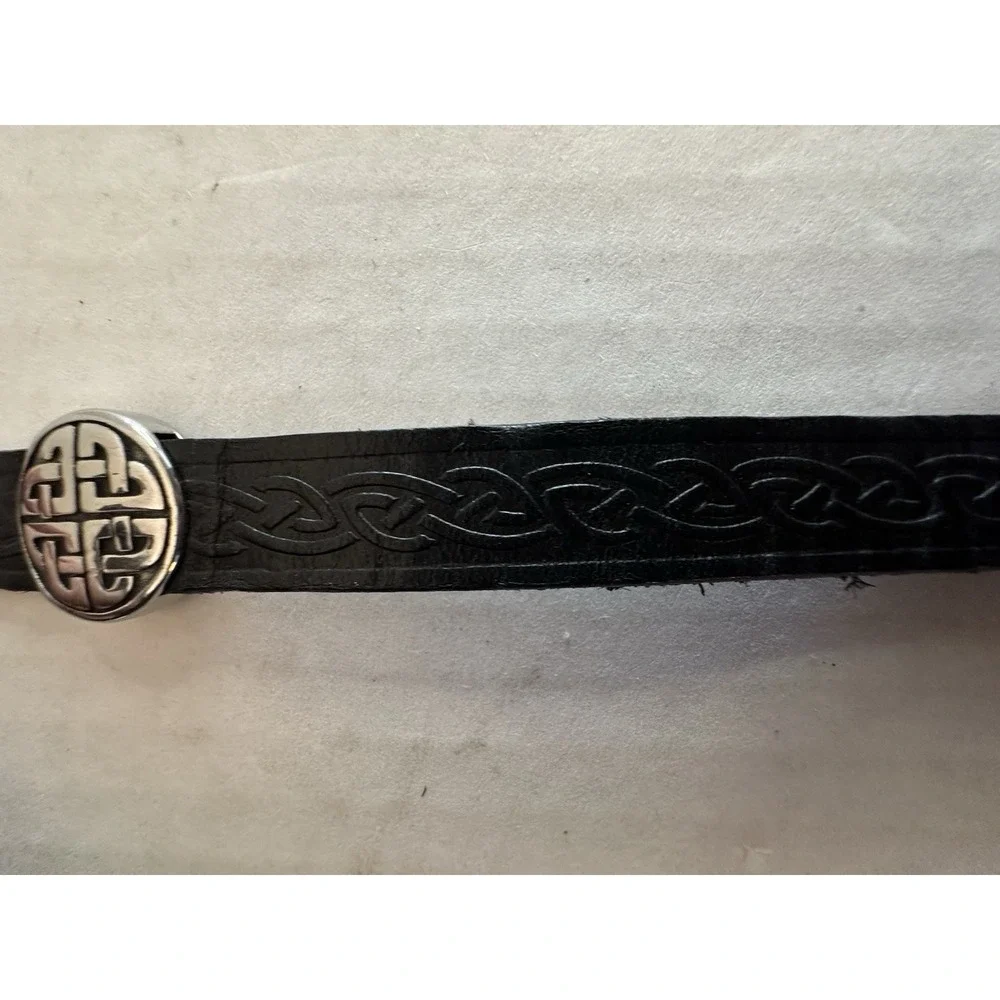 Lee River Ireland Leather Eternal Knot Single Magnetic Cuff Black & Silver Men's